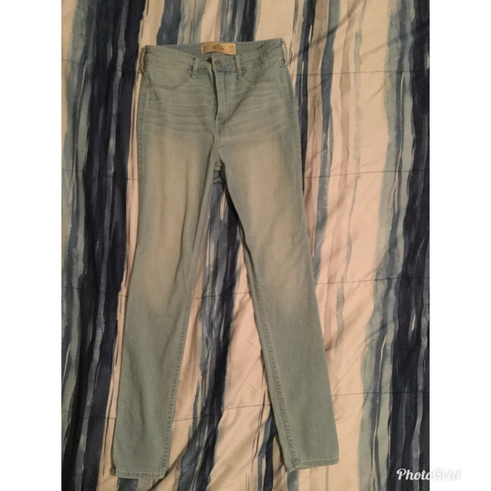 Hollister jeans